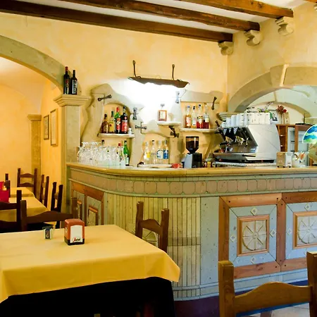 San Francisco ホテル 3*